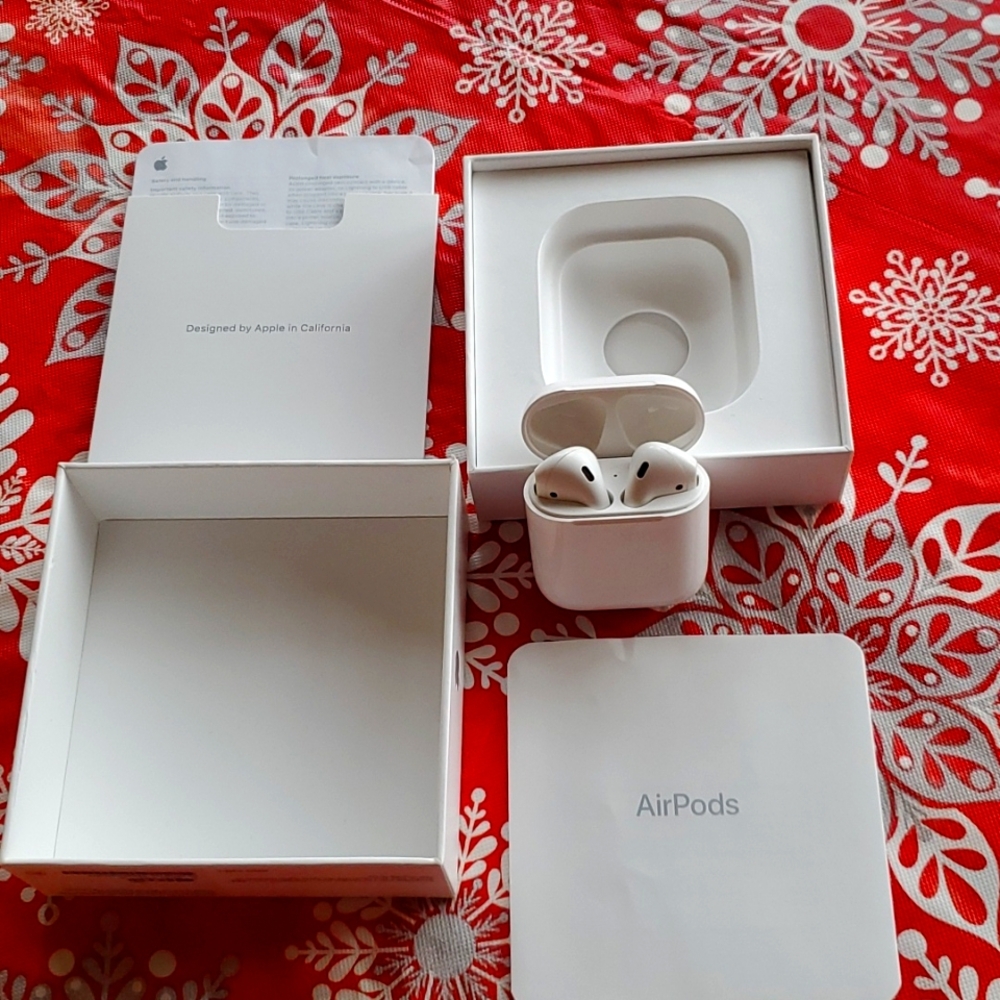 AirPods gently used